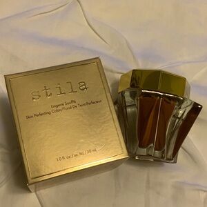 Stila Lingerie Soufflé Skin Perfecting Color in Shade 7.0 Gold and Clear Jar